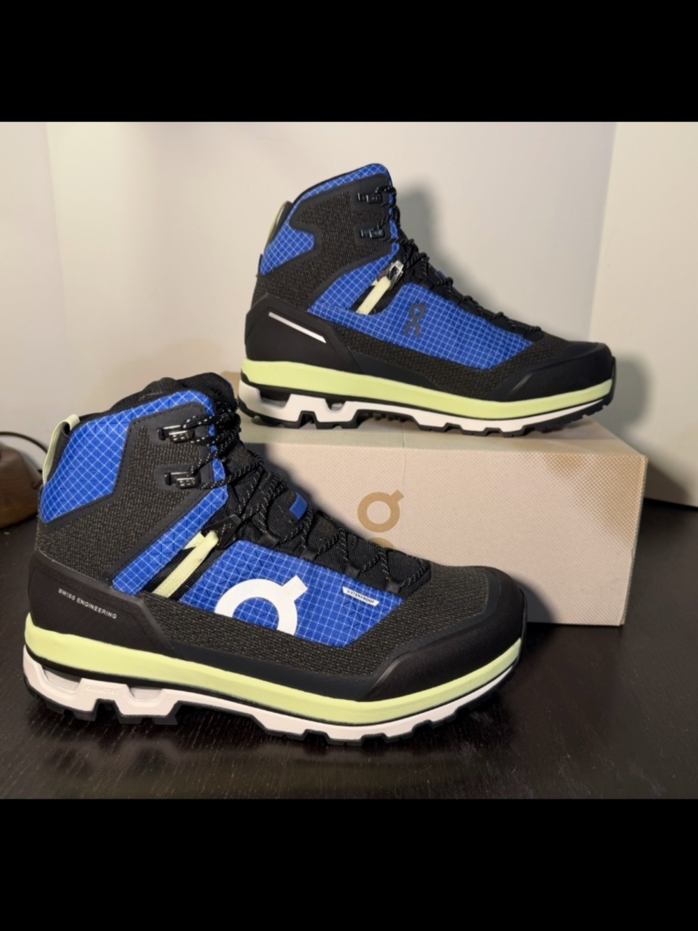 On Cloudalpine Waterproof Hiking Boots Sneakers Cobalt Limelight Men Size 10.5M